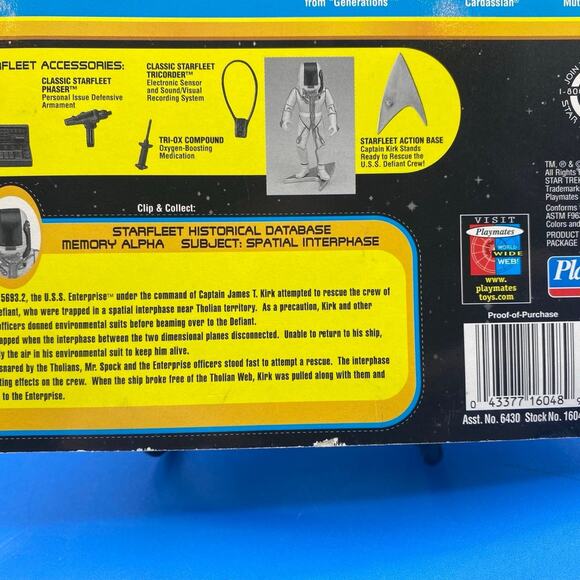 Playmates Star Trek Captain Kirk Environmental Suit Action Figure (G1) - Picture 3 of 8